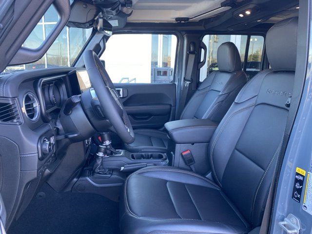 2024 Jeep Wrangler Sahara 4WD