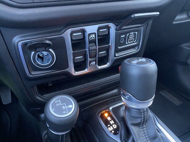 2024 Jeep Wrangler Sahara 4WD