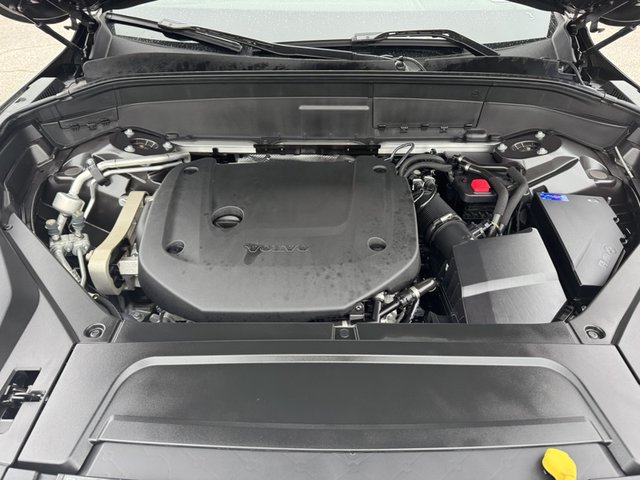 2024 Volvo XC90 Ultimate Bright Theme