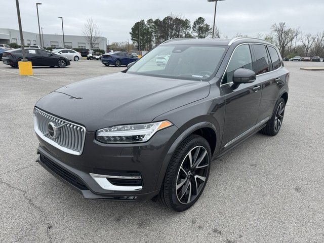 2024 Volvo XC90 Ultimate Bright Theme