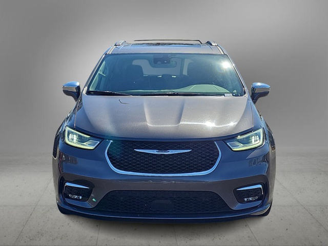 2022 Chrysler Pacifica Limited FWD