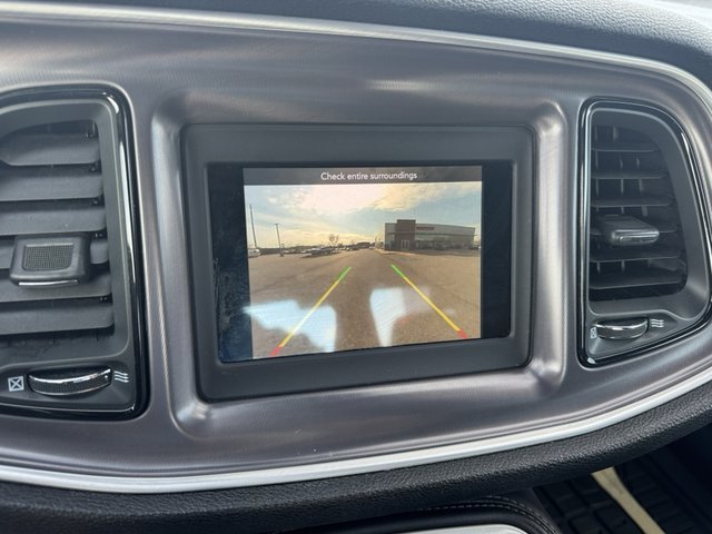 2021 Dodge Challenger SXT RWD
