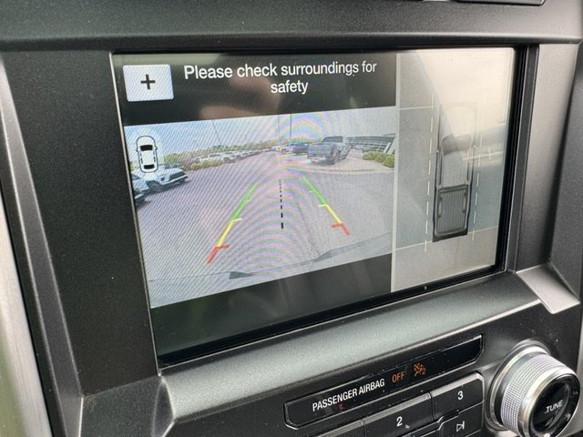 2018 Ford F-150 Platinum 4WD 5.5ft Box