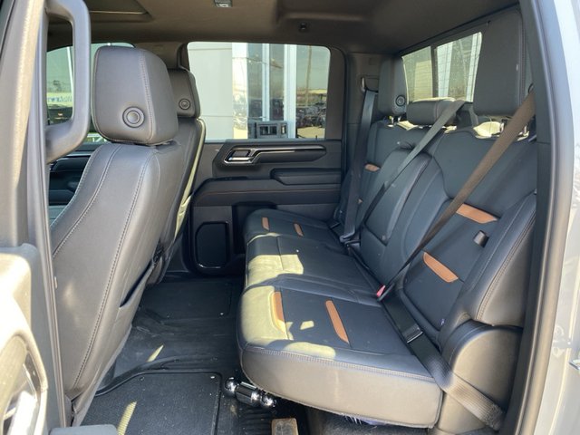 2025 GMC Sierra 2500HD AT4 4WD 159WB