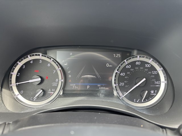 2022 Toyota Highlander XLE FWD