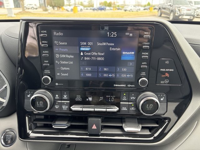 2022 Toyota Highlander XLE FWD