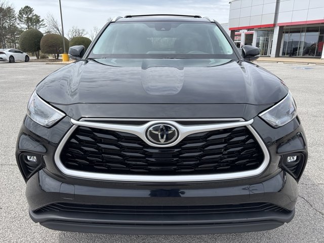 2022 Toyota Highlander XLE FWD