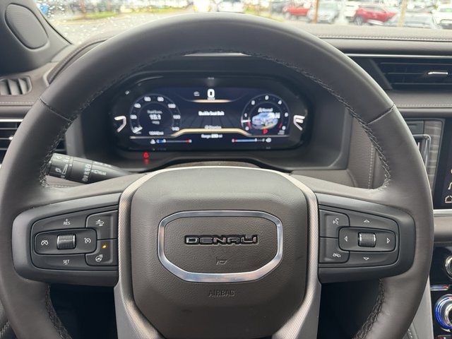 2024 GMC Yukon Denali 4WD