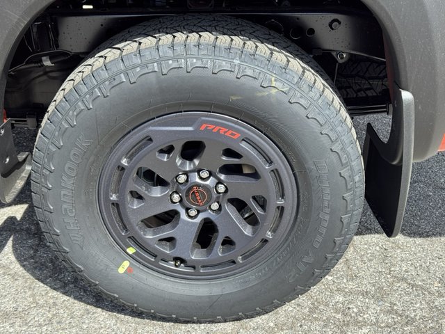 2025 Nissan Frontier PRO-4X 4WD