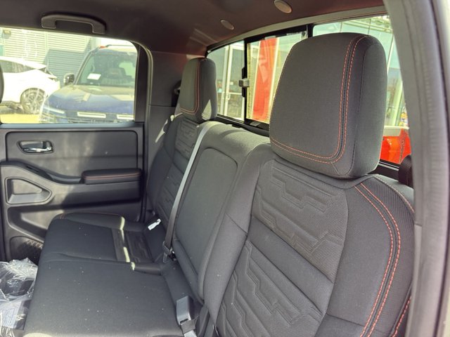 2025 Nissan Frontier PRO-4X 4WD