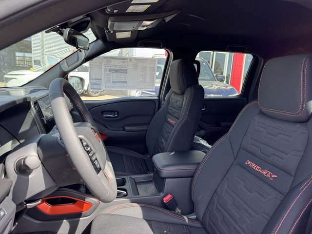 2025 Nissan Frontier PRO-4X 4WD