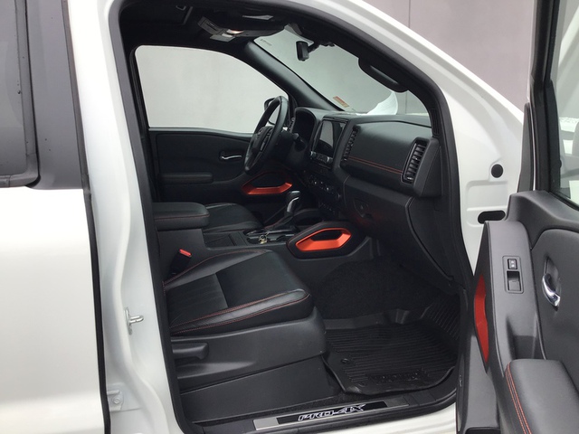 2023 Nissan Frontier PRO-4X 4WD