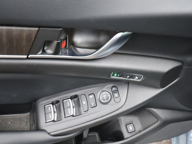 2022 Honda Accord Touring 2.0T