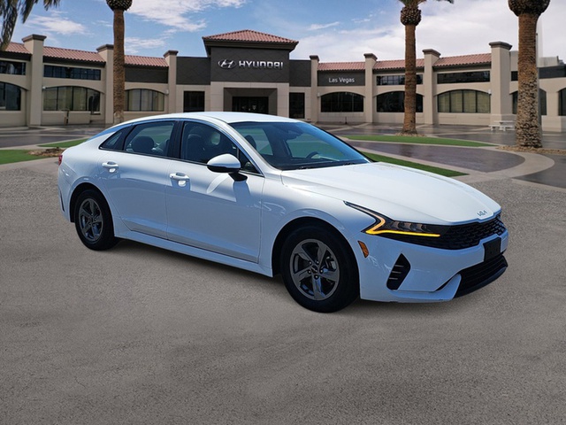 2022 Kia K5 LXS FWD