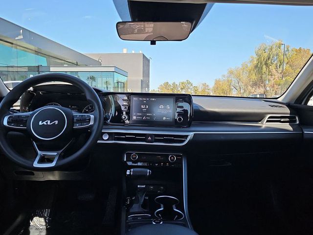 2022 Kia K5 LXS FWD