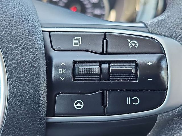 2022 Kia K5 LXS FWD