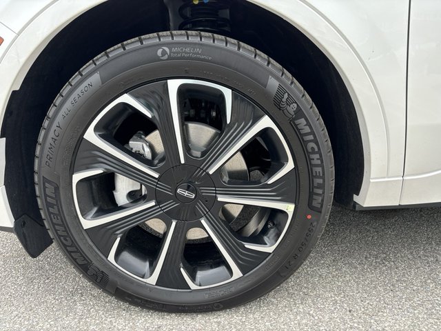 2025 Lincoln Nautilus Reserve AWD