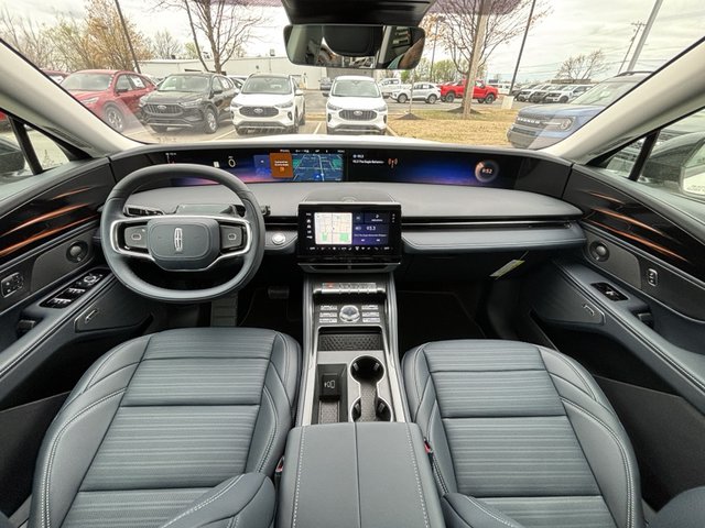 2025 Lincoln Nautilus Reserve AWD