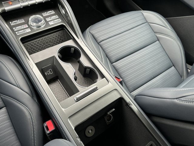 2025 Lincoln Nautilus Reserve AWD