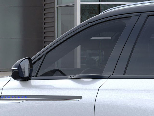 2025 Lincoln Nautilus Reserve AWD