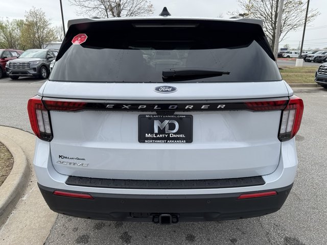 2025 Ford Explorer Active RWD