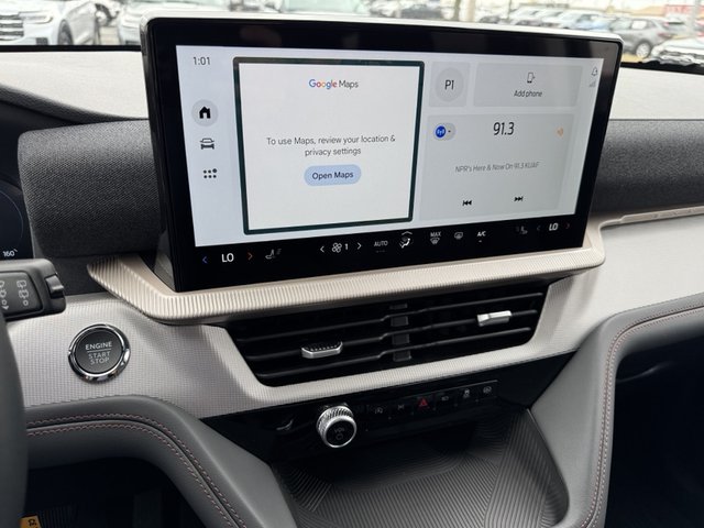 2025 Ford Explorer Active RWD