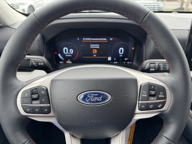 2025 Ford Explorer Active RWD