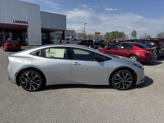 2025 Toyota Prius XSE Premium