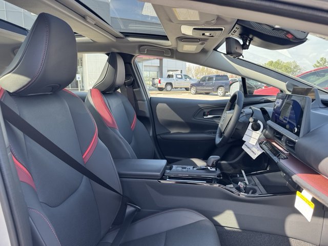 2025 Toyota Prius XSE Premium