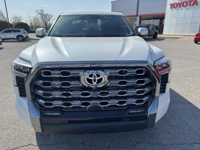 2025 Toyota Tundra Platinum 4WD 5.5ft Bed