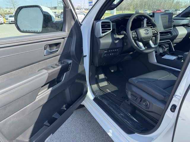 2025 Toyota Tundra Platinum 4WD 5.5ft Bed