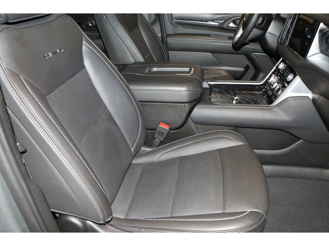 2023 GMC Yukon XL Denali 4WD