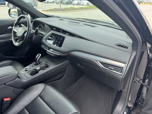 2023 Cadillac XT4 Premium Luxury FWD