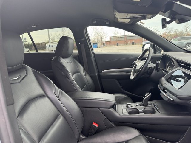 2023 Cadillac XT4 Premium Luxury FWD