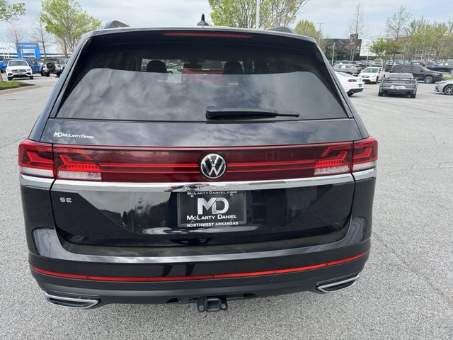 2024 Volkswagen Atlas 2.0T SE w/Tech RWD