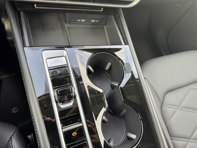 2024 Volkswagen Atlas 2.0T SE w/Tech RWD