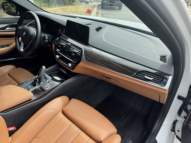 2018 BMW 5 Series 540i