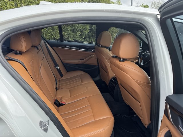 2018 BMW 5 Series 540i