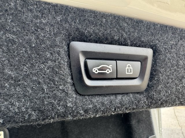 2018 BMW 5 Series 540i