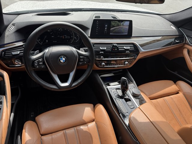 2018 BMW 5 Series 540i
