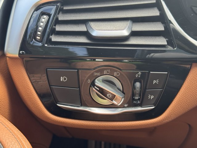 2018 BMW 5 Series 540i