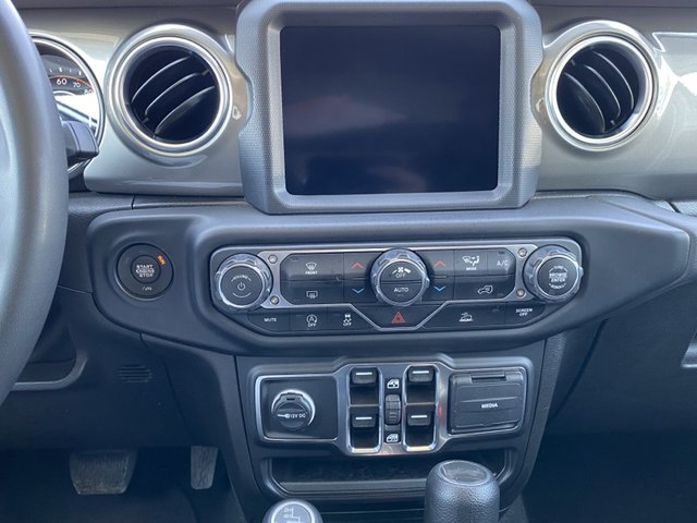 2023 Jeep Wrangler Sahara 4WD
