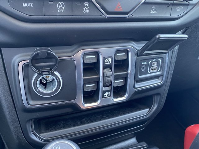 2023 Jeep Wrangler Sahara 4WD