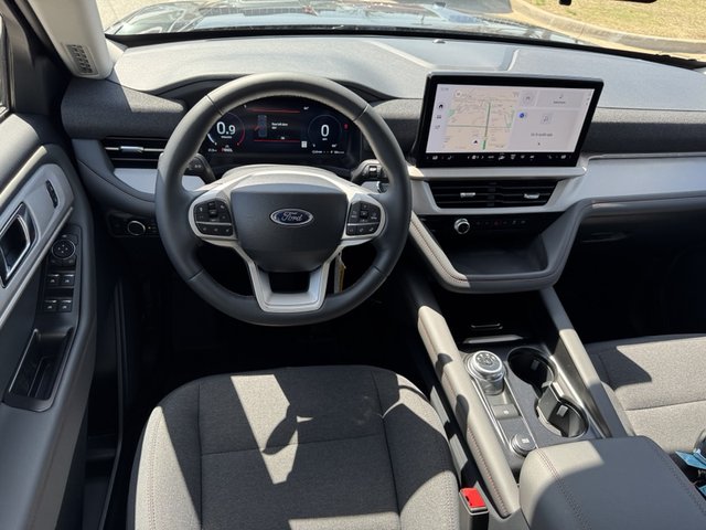 2025 Ford Explorer Active RWD