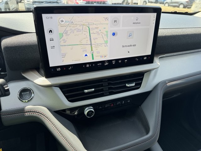 2025 Ford Explorer Active RWD
