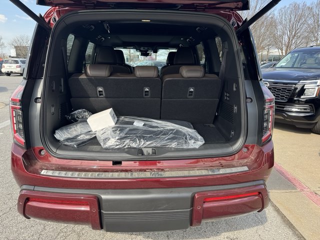 2025 Nissan Armada Platinum 4WD