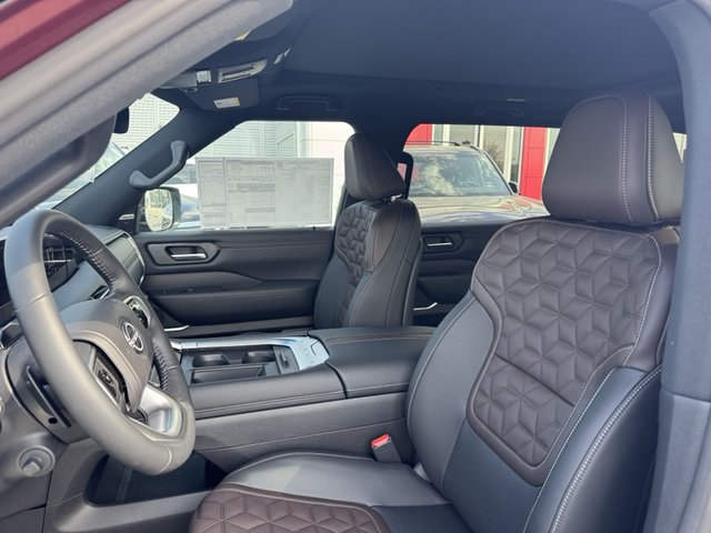 2025 Nissan Armada Platinum 4WD