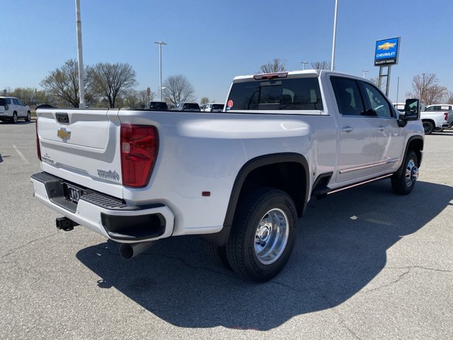 2025 Chevrolet Silverado 3500HD High Country 4WD 172WB