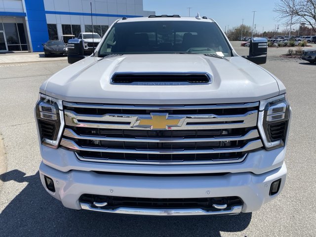 2025 Chevrolet Silverado 3500HD High Country 4WD 172WB