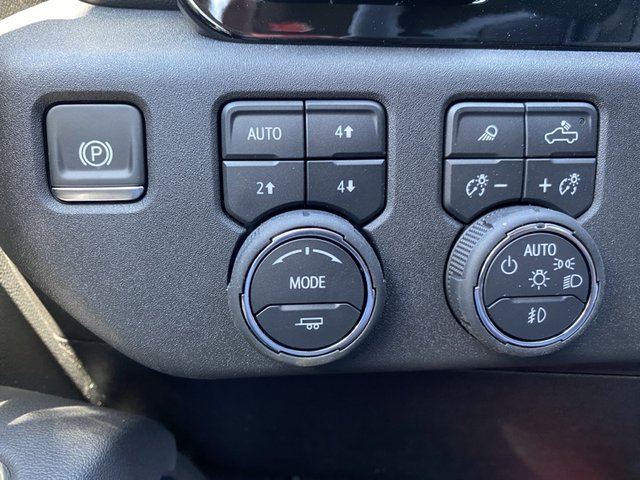 2025 Chevrolet Silverado 3500HD High Country 4WD 172WB